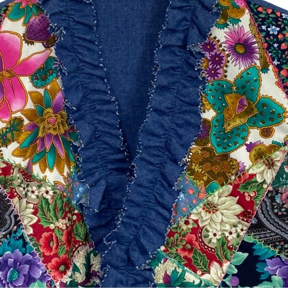 Handmade patchwork vest - Picture 3 of 9